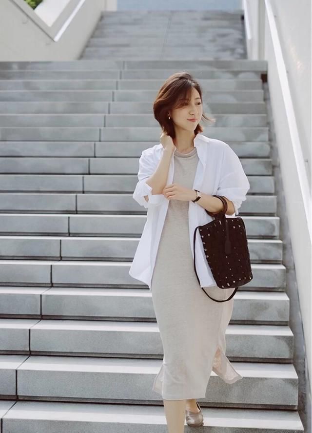  瞬间|40岁女人“大妈感”拉低档次，多穿这几条裙子，颜值气质瞬间提升