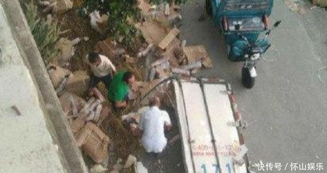  猪肉|10吨猪肉被抢的只剩3吨，车主：把我车门都拉走了