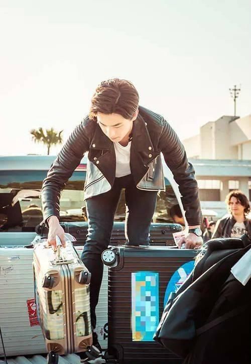  杨洋|他真的被虐惨了…