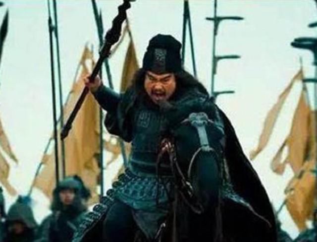 刘备|关羽和颜良都被称为“万人敌”，为何颜良被秒杀？真以为是偷袭？