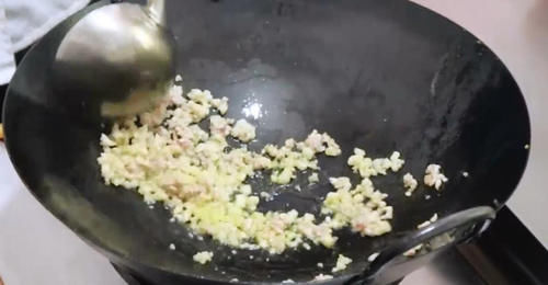 每次|这道菜,我家一周做三次,只需蒸一蒸,每次一大盘不够吃