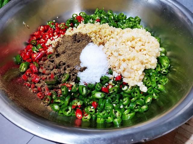  辣椒|家常自制的辣椒圈，好吃百搭，简单好做