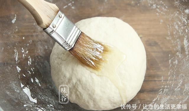 面团|葱油饼总是做不好试试这种做法,外酥内软,当早餐天天吃不腻