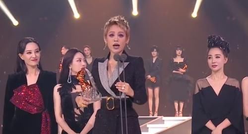  张含韵|王霏霏、张含韵没成团网友意难平？大可不必！