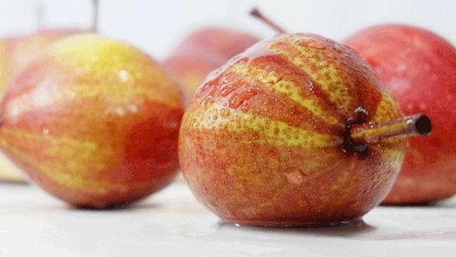  彩虹梨|这款“天然矿泉水”现在正当季！脆甜爽口会爆汁，馋到舔鼻尖的解暑好物~