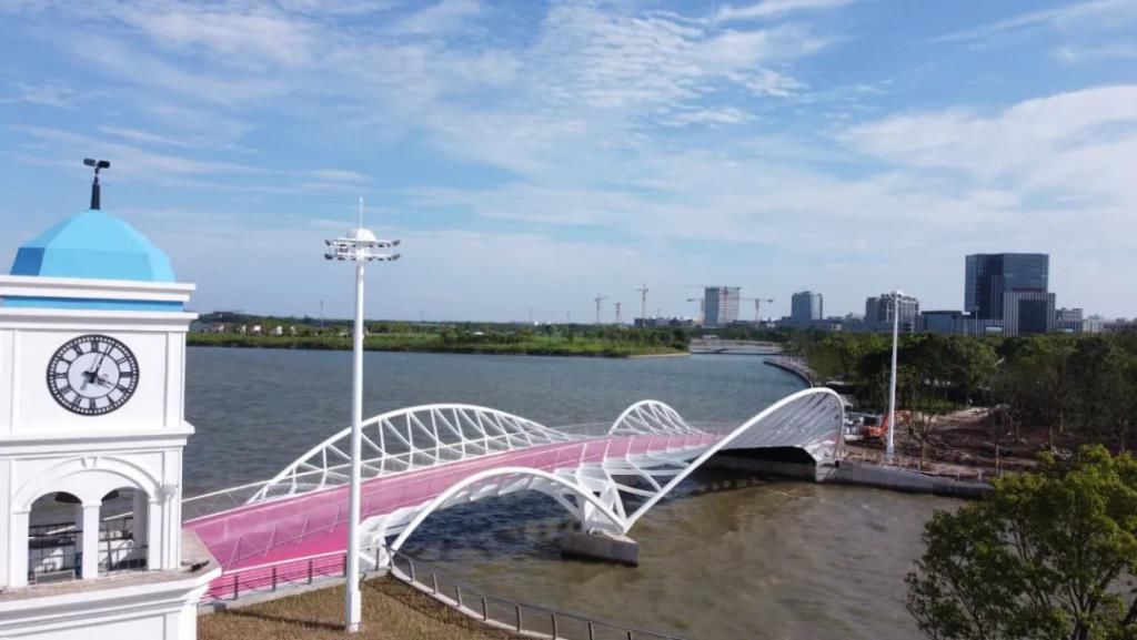 网红|【探索】滴水湖4座“网红”景观桥亮灯啦!快来先睹为快