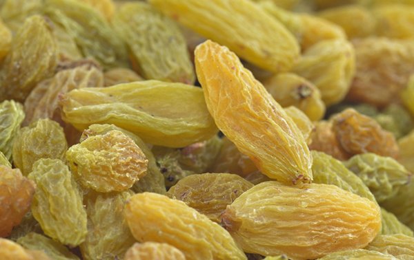  泡水|葡萄干“泡水喝”，4个好处找上门，怪不得中医不泡枸杞泡葡萄干