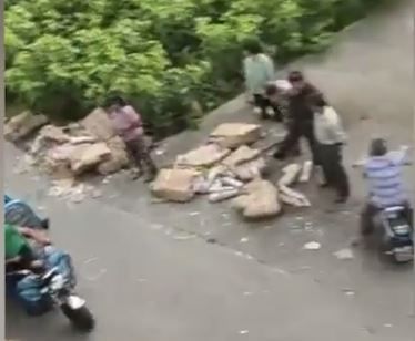  东台|江苏“10吨猪肉因翻车遭哄抢”后续：5人被行政拘留