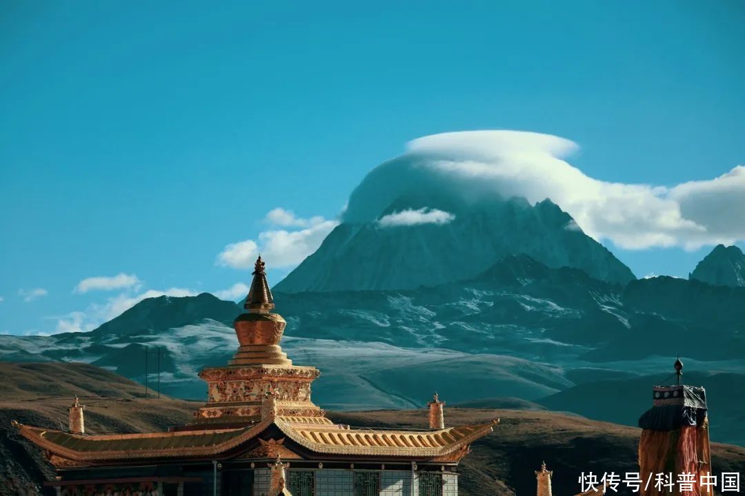 近期发现的不明飞行物到底是什么(朋友圈刷屏的“不明飞行物”，到底是啥来头？)