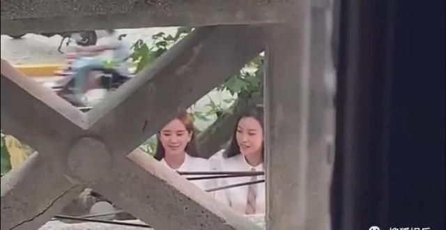  日报|娱乐日报|毛晓彤新恋情曝光？金晨汪汐潮再被拍？孟佳solo倒数第一？