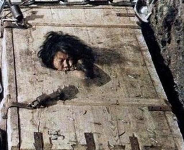 割肉|大清这3种钝刀子割肉的刑罚，看似仁慈，其实却让罪犯生不如死