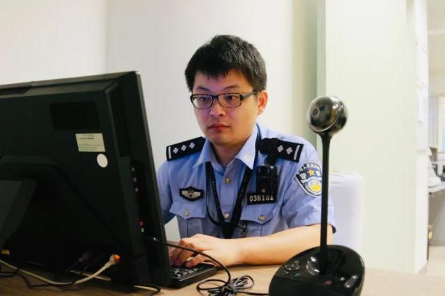 国门|腼腆、呆萌的“理工男”是如何守护国门的