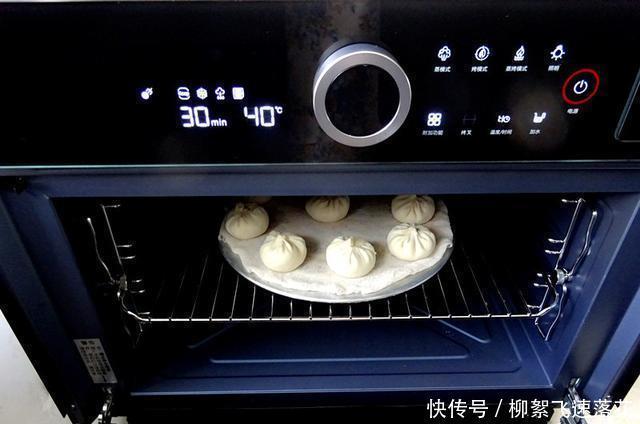 次发酵|秋天吃包子就做这个馅,不放肉却更香,顺应时节更健康