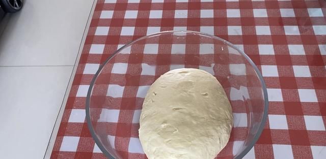  面食|烙饼时，到底需不需要酵母？卖饼老板告诉你配方，和买的一个味