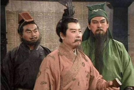 张飞|桃园三结义后,关羽是二哥,张飞是三弟,两人比拼谁更可能赢?