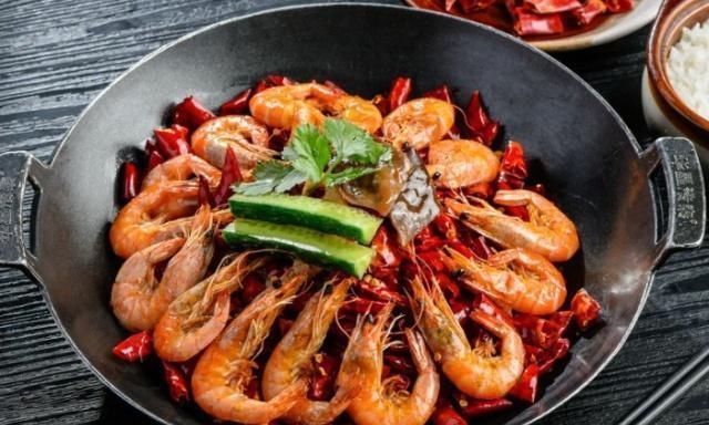  干锅|教大家干锅正宗的5种做法，香辣过瘾，好吃到舔手指，记得收藏