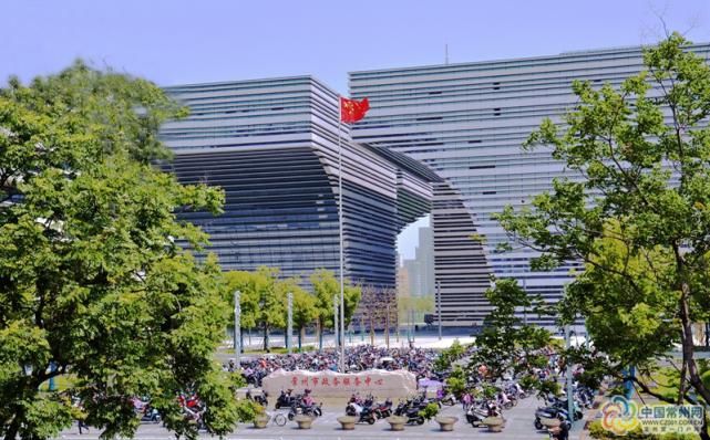 公布|“国旗随手拍”初评名单公布，快来为你最爱的作品点赞！