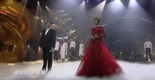  操作|金鹰节开幕大翻车，金鹰女神臃肿像穿麻袋，汪涵神操作大写的尬