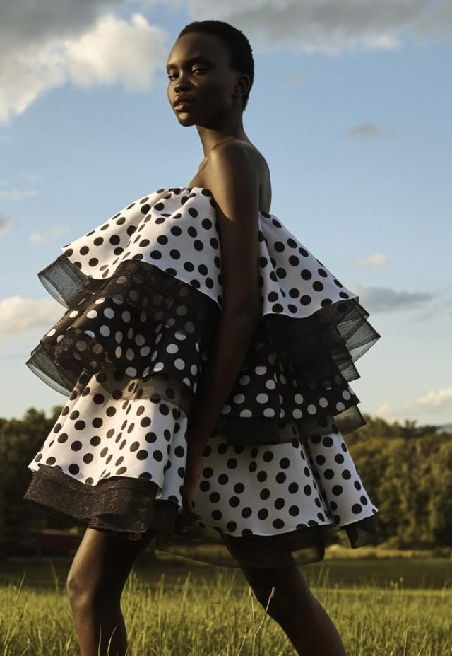  探索|泡泡袖、蛋糕裙、创意丹宁……探索2021早春6个时髦单品关键字！