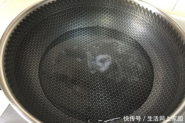 蔬菜|这个早餐特省事,比馒头简单比面包香,十分钟做一锅,柔软又清香