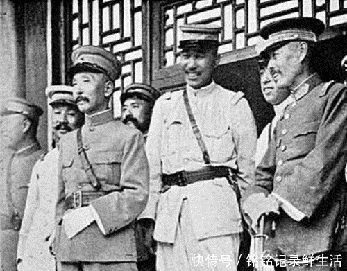 张作霖的把兄弟张景惠,为何会背叛张作霖,