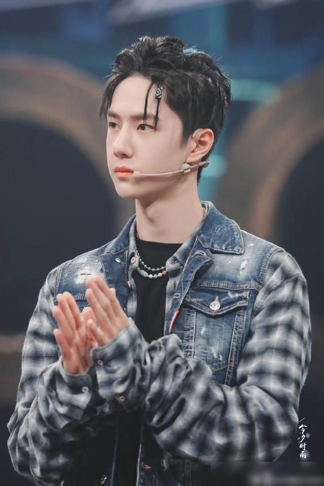  cue|杜华cue陈学冬，说错王一博角色名，被赵丽颖喊大姐！