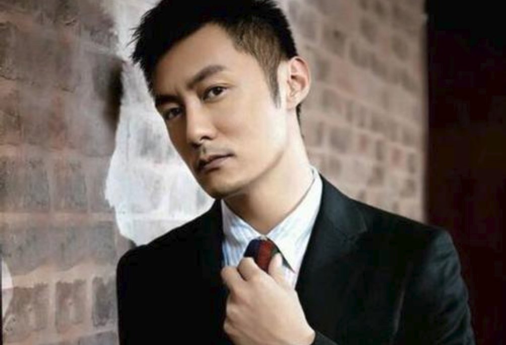 王一博|肖战嫉妒王一博？