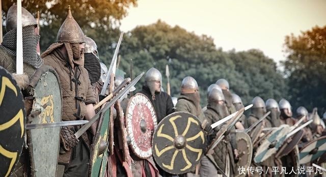 蒙古|蒙古帝国大举入侵,罗斯诸王侯联合反抗,二十二军会战卡利奇克河