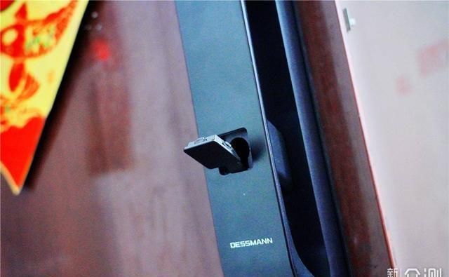 锁体|我的第一款脸部识别智能锁，效果有点意外哦！