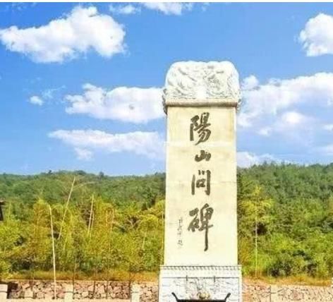 金字塔|朱棣为何要给朱元璋立一个三万吨的墓碑？