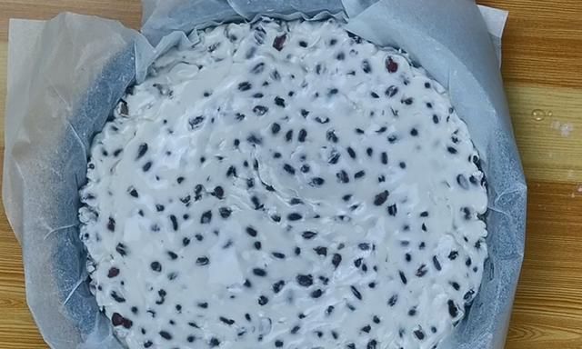 简单|红豆糯米糕的简单做法,软糯香甜,营养好吃,老少皆宜的家中美食