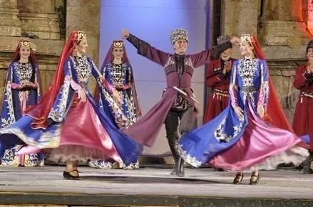 战争|淌满毛熊血泪的人间地狱：少见的真实血腥车臣战争图