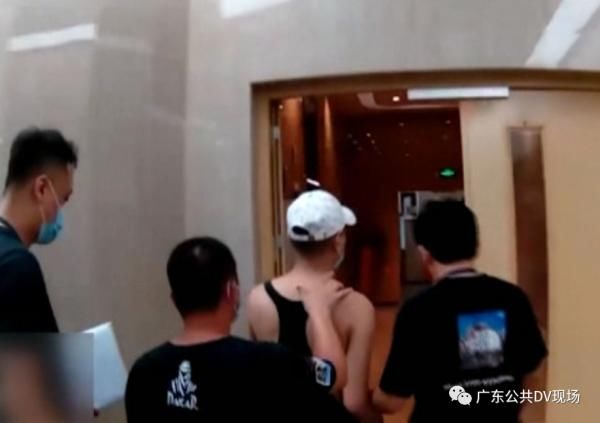 门诊部|整容不花钱还能挣钱？涉案上亿元的团伙被端了