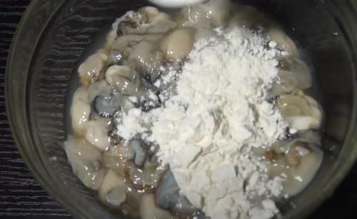 冲洗干净|这才是秋季生蚝最过瘾的吃法，看完直流口水