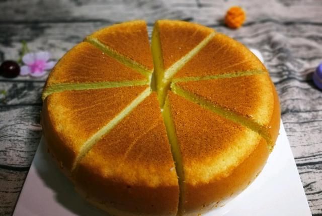  电饭煲|没有烤箱也能做蛋糕，一口电饭煲，不用水不用油，搅搅就出锅