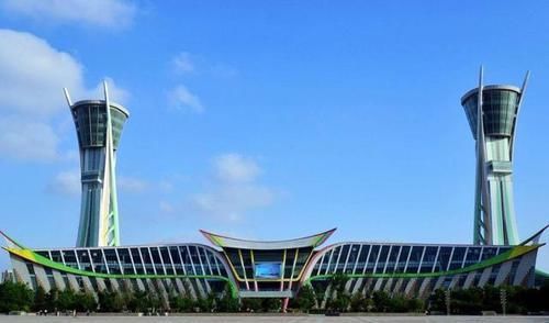 出炉|我国10大“丑陋”建筑，第一届榜单出炉，第四栋最“恐怖”