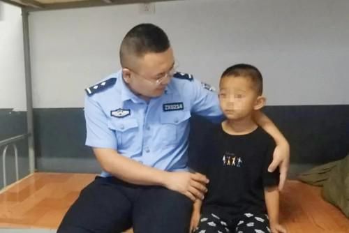  回家|男童哭诉无法回家 子长民警热心帮助