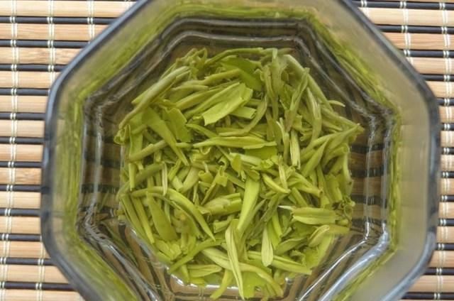  医生|27岁小伙确诊肝癌1个月离世！医生说出真相后，母亲沉默了！