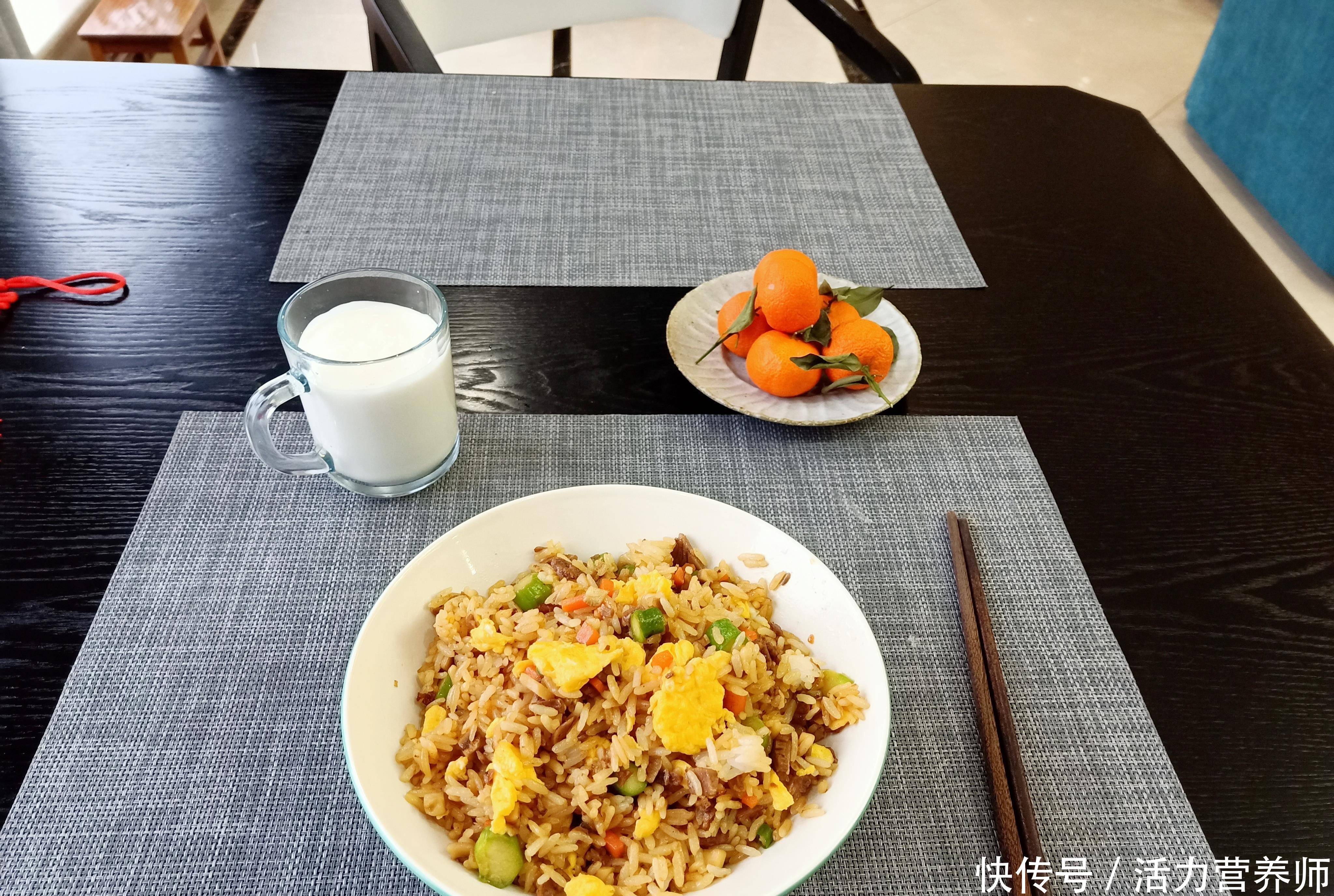 只要三种方法就能让你瘦下来(怎么吃，吃什么，能让人瘦一点？告诉你3个小窍门，照着学不难)