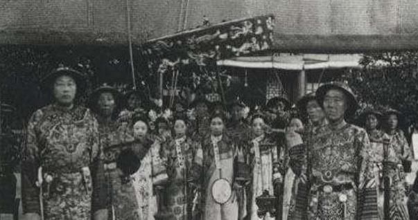 太监|当了慈禧三十年红人, 看看这个大太监捞了多少钱