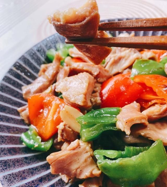 香辣|脆嫩爽口的双椒爆肚,香辣弹韧,百吃不厌,赶紧来瞧一瞧