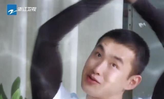 压板|原来最难的游戏不是指压板,也不是撕名牌,难到连李晨都主动放弃