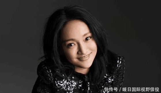 乐队|周迅加盟《乐队的夏天2》,路透图曝光,状态维持得很好。