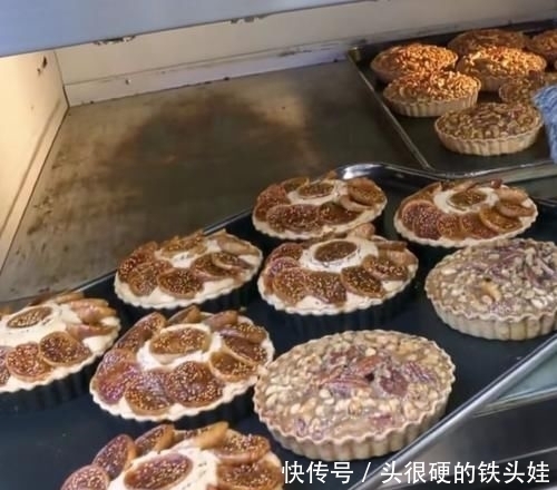  无花果|超级漂亮的国外甜点，用无花果和山核桃做点缀，比蛋糕还要诱人