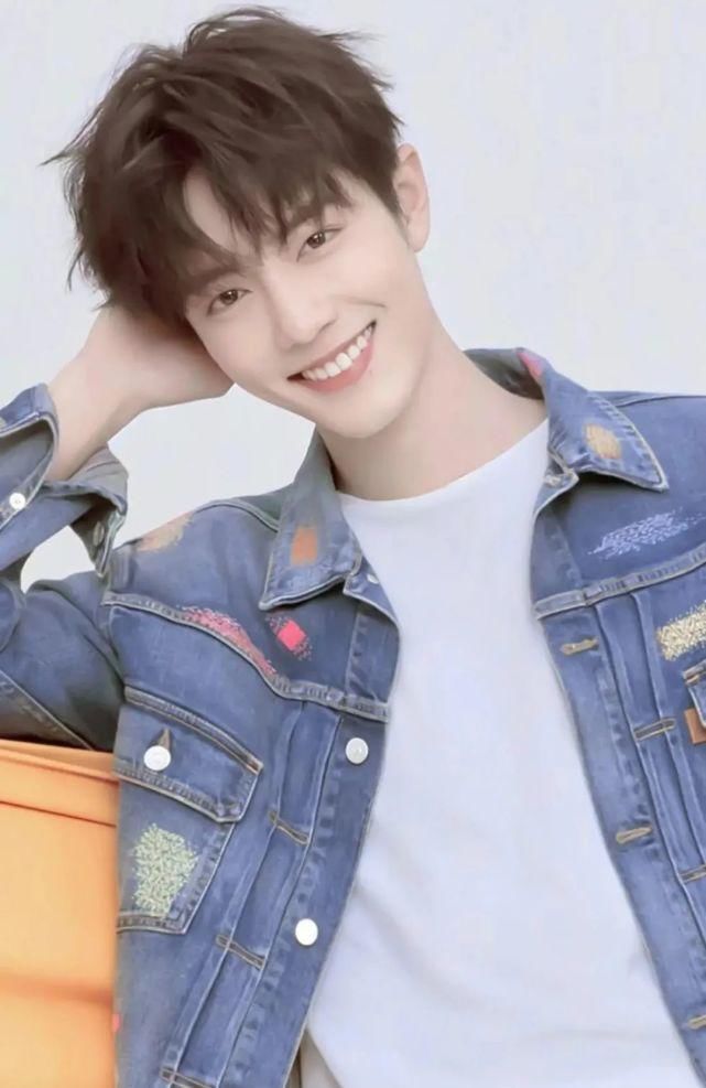 专属|豆汁口味产品代言配上“肖战牌”专属月饼,太有爱了!