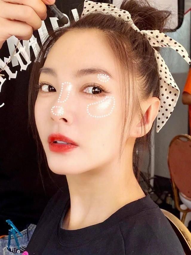  琦琦子|浪姐二公！姐姐们的妆发“翻车”了？！