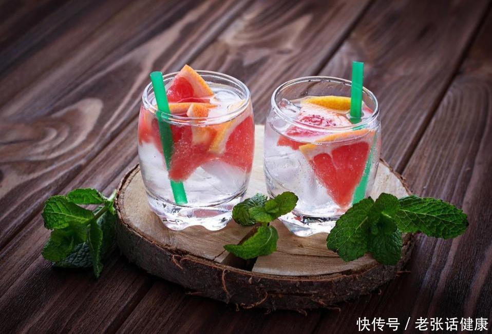 三伏天提醒高血脂患者做好六件事(三伏天已至，提醒高血脂患者：不想心脑血管发生意外，做好6件事)