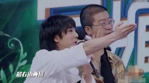 歌唱明星|有一种尊重叫华晨宇,别人都用手去选择的时候,只有华晨宇的手势最暖心