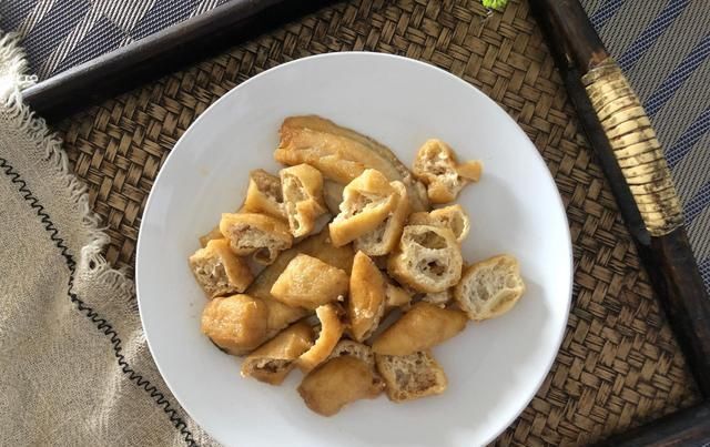 油豆腐|油豆腐和它一起焖,营养全面,,女人隔三差五吃,气色红润人更美