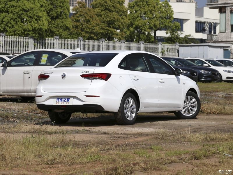英朗|别克英朗9月份甩出3.18万辆，只要有四缸，谁还看大众桑塔纳